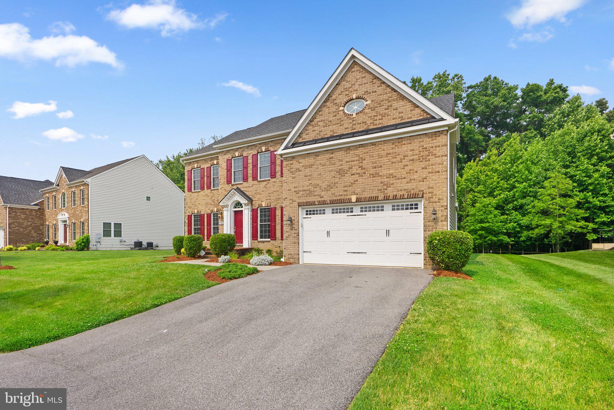 OAK CREEK CLUB - Residential