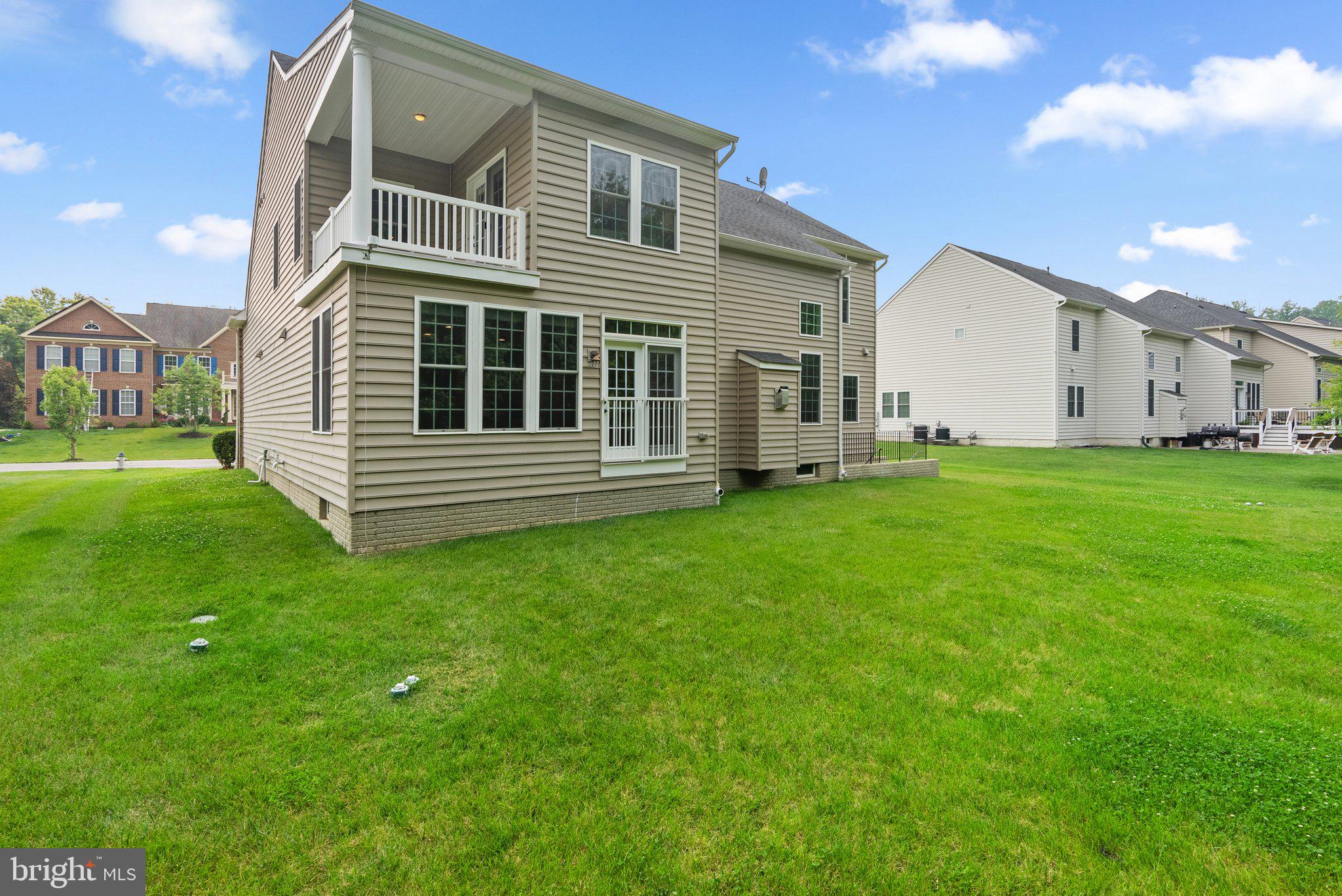 OAK CREEK CLUB - Residential