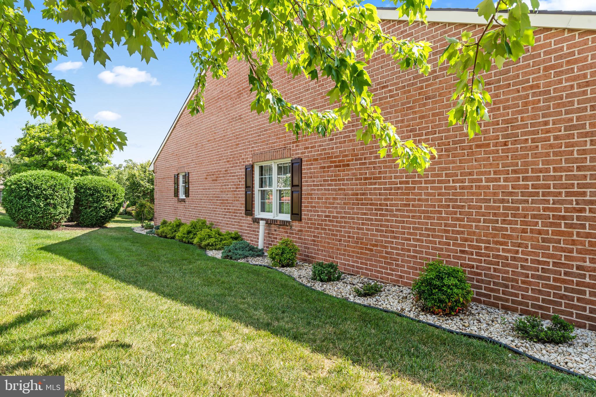 168 SUNBROOK LANE 153