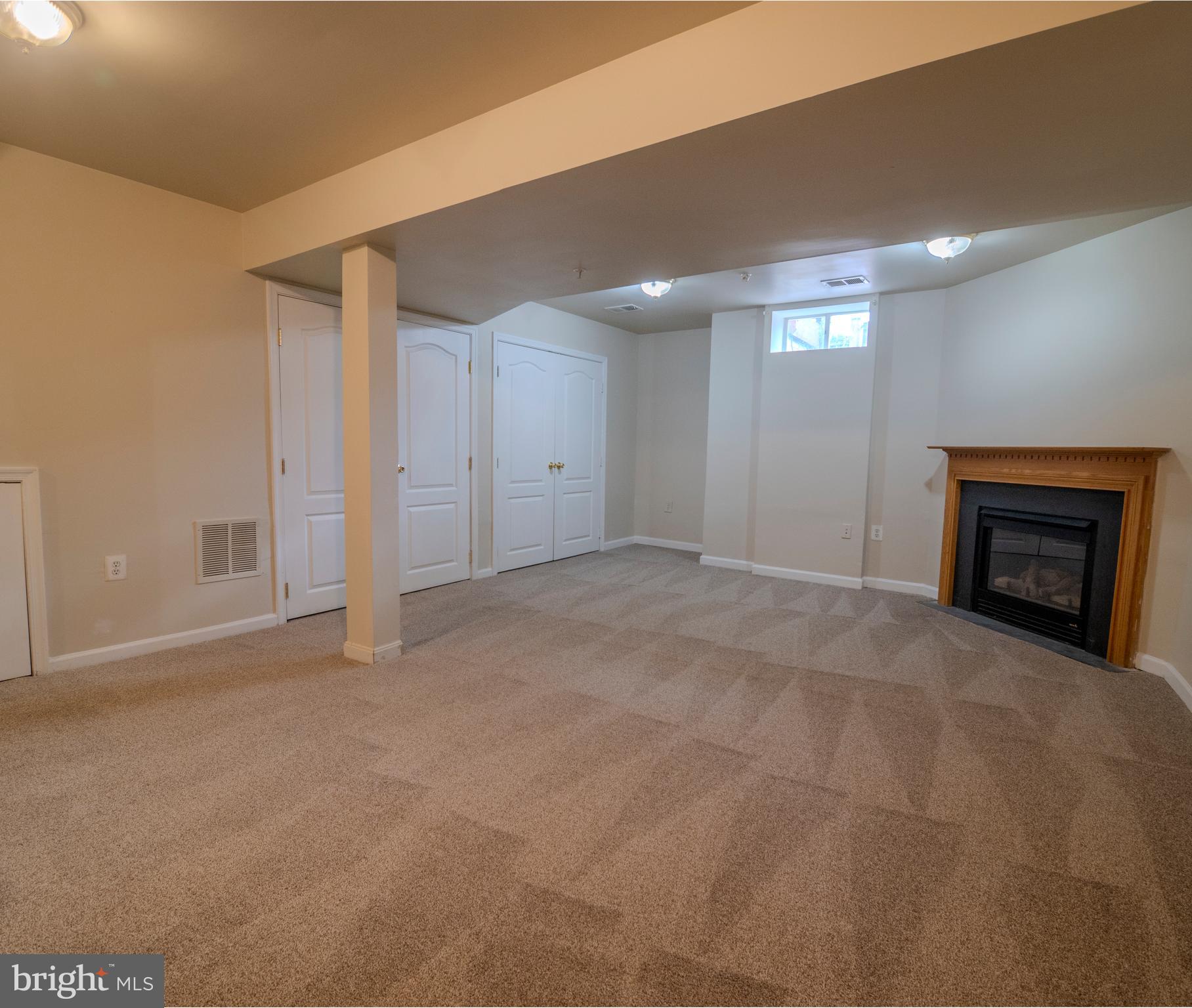 THE CROSSINGS AT CHADDSFORD - Residential Lease