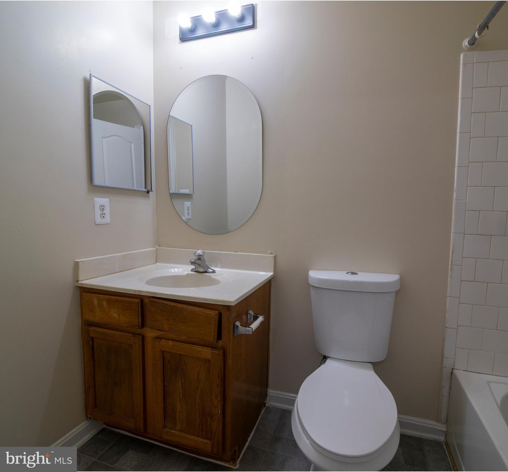 THE CROSSINGS AT CHADDSFORD - Residential Lease