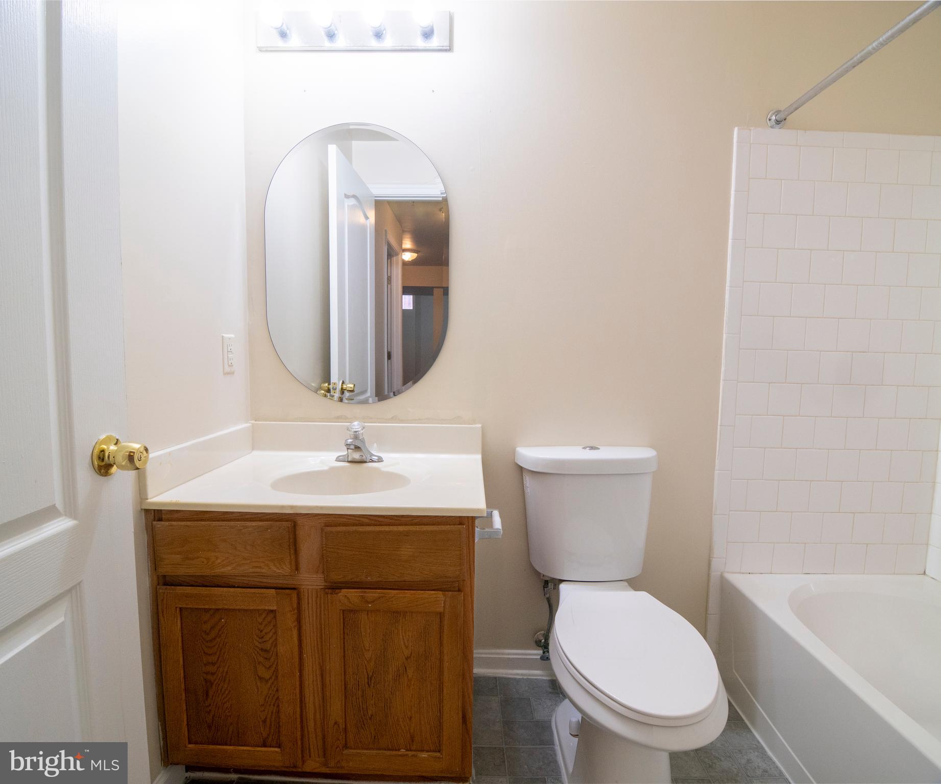 THE CROSSINGS AT CHADDSFORD - Residential Lease