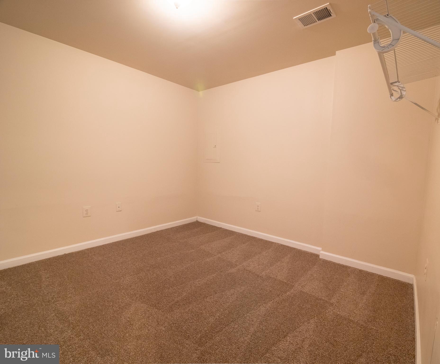 THE CROSSINGS AT CHADDSFORD - Residential Lease