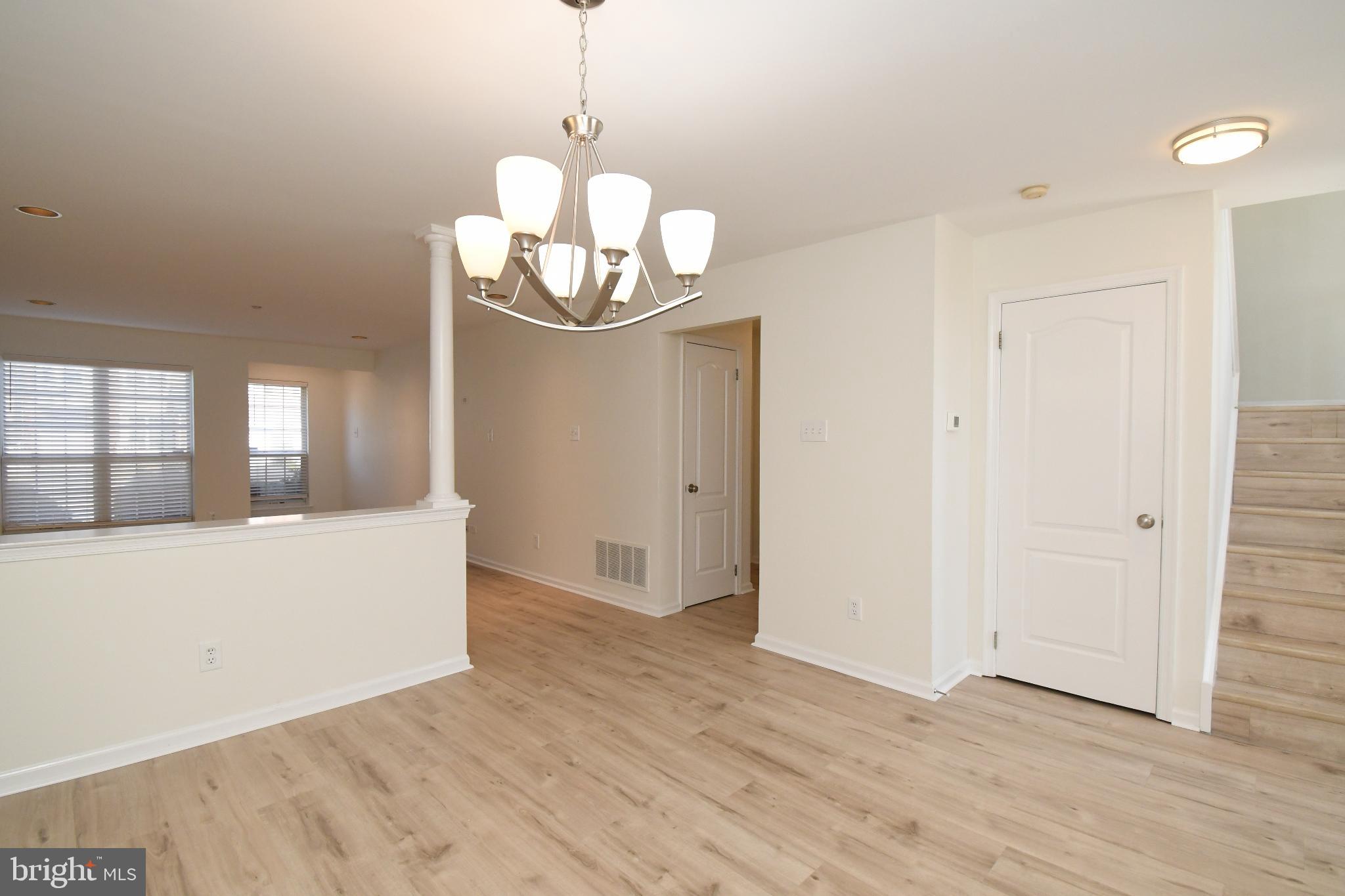 REBEL HILL - Residential