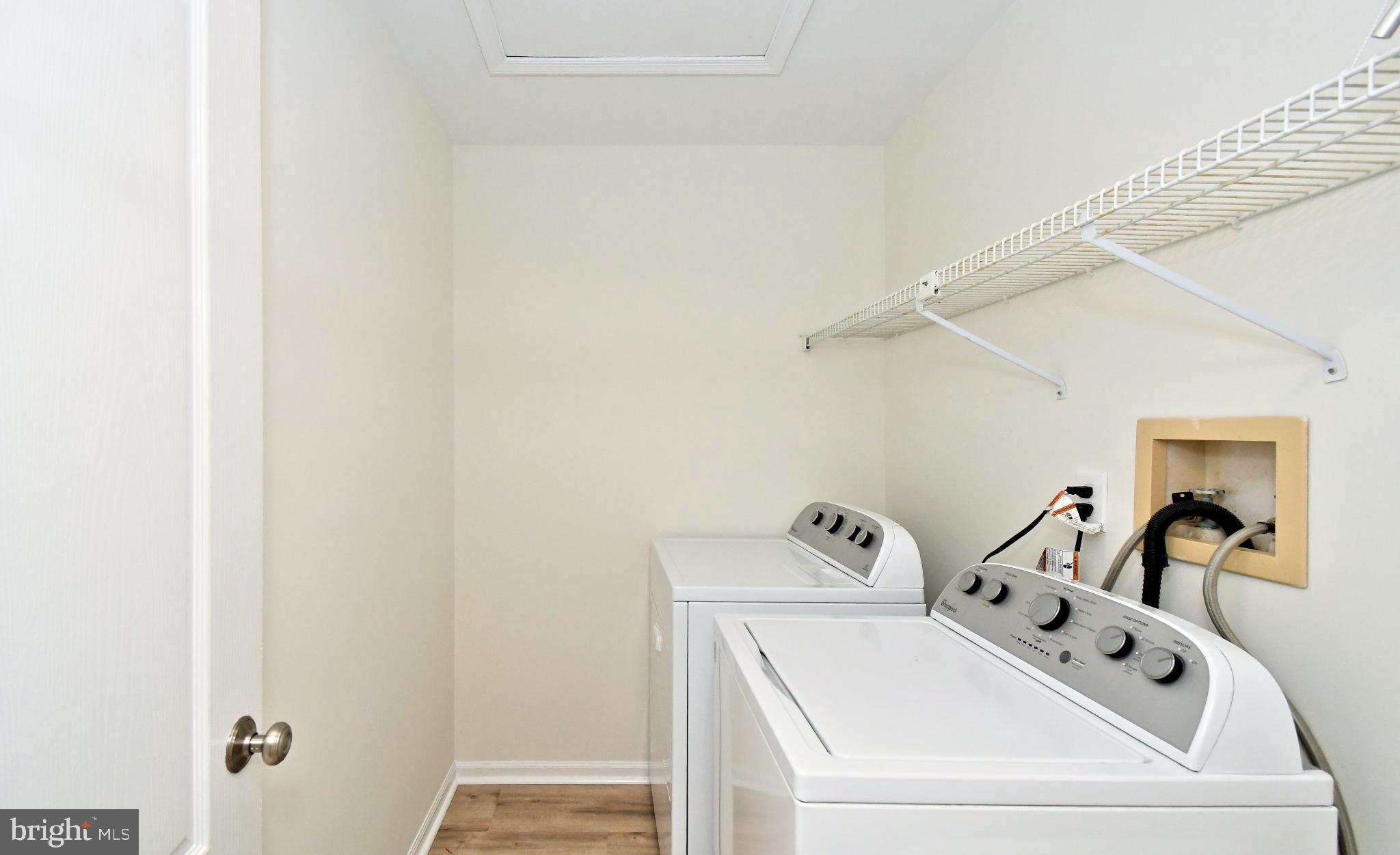 REBEL HILL - Residential