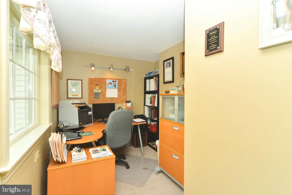 BUCKFIELD - Residential