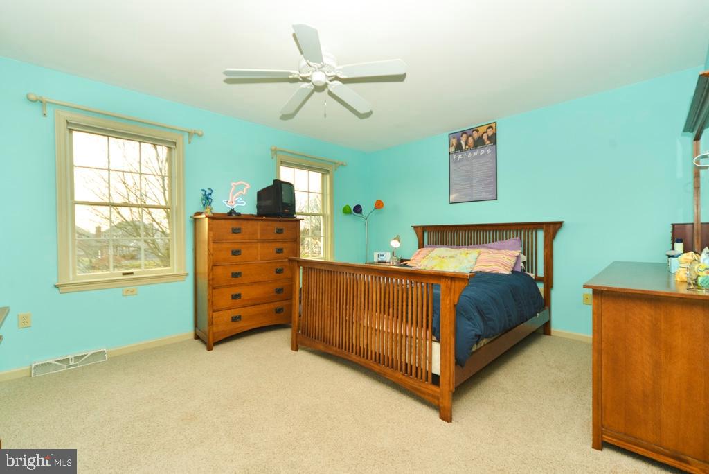 BUCKFIELD - Residential