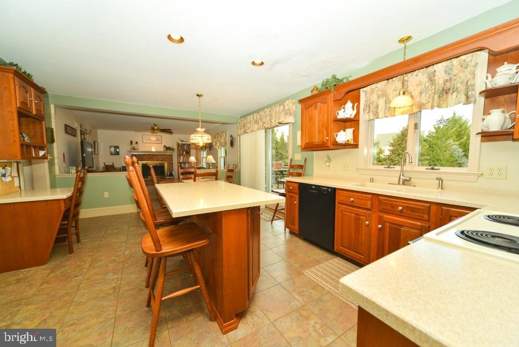 BUCKFIELD - Residential