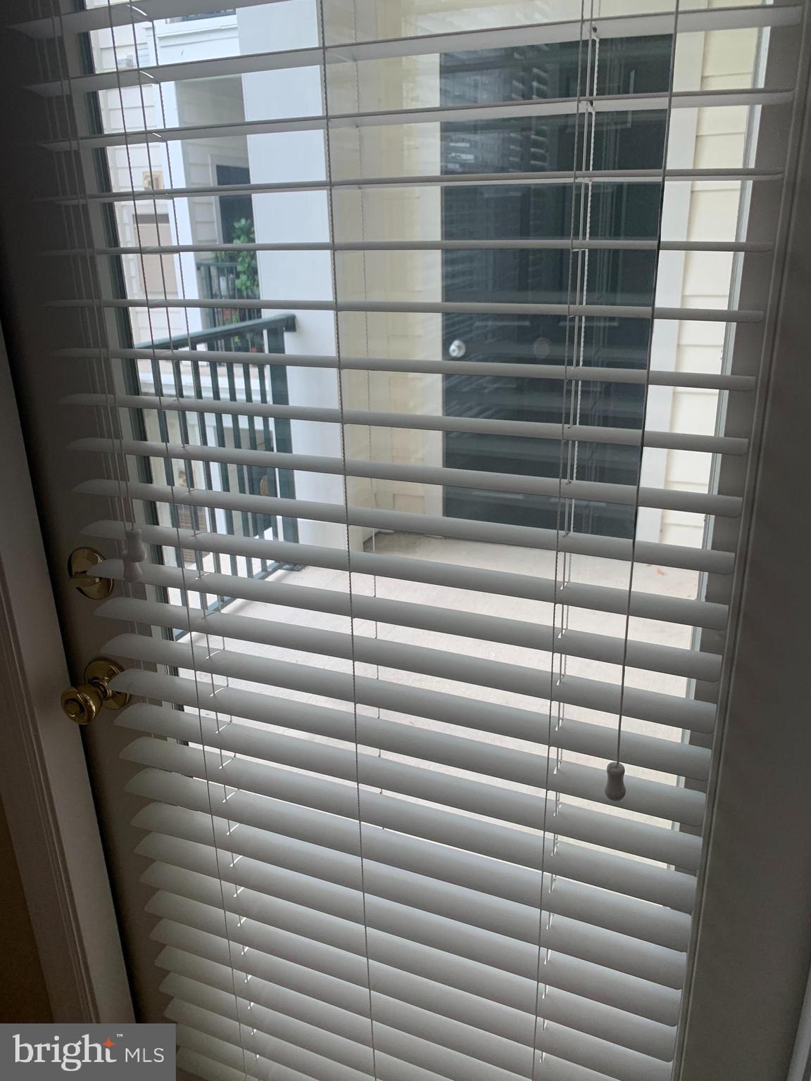 THE COLONNADE AT KENTLANDS - Residential Lease