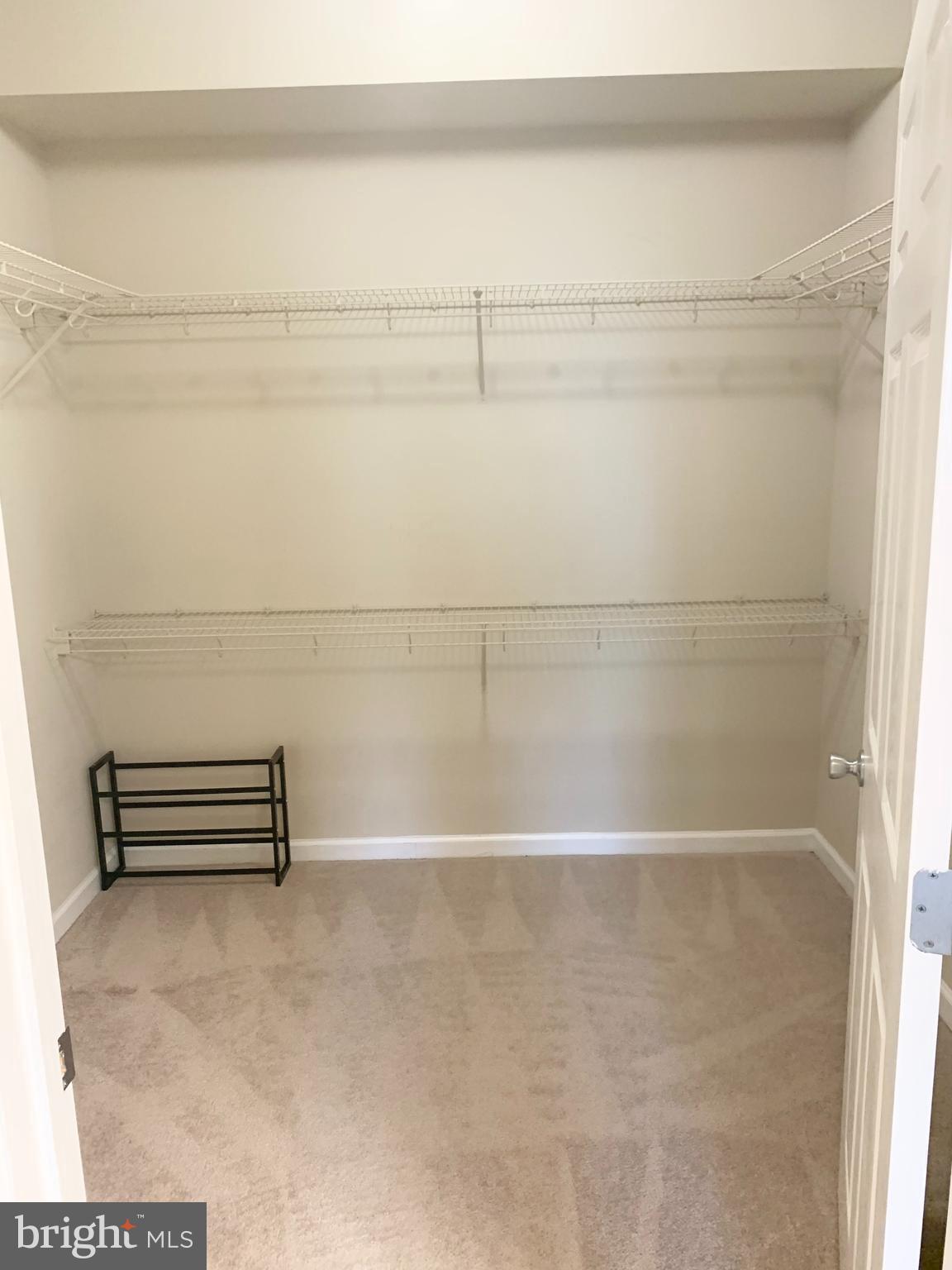 THE COLONNADE AT KENTLANDS - Residential Lease