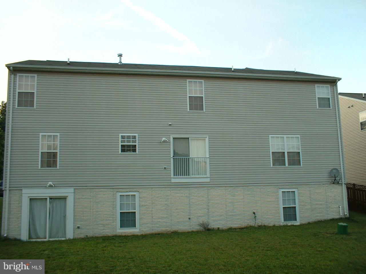 APPLE GROVE - Residential Lease