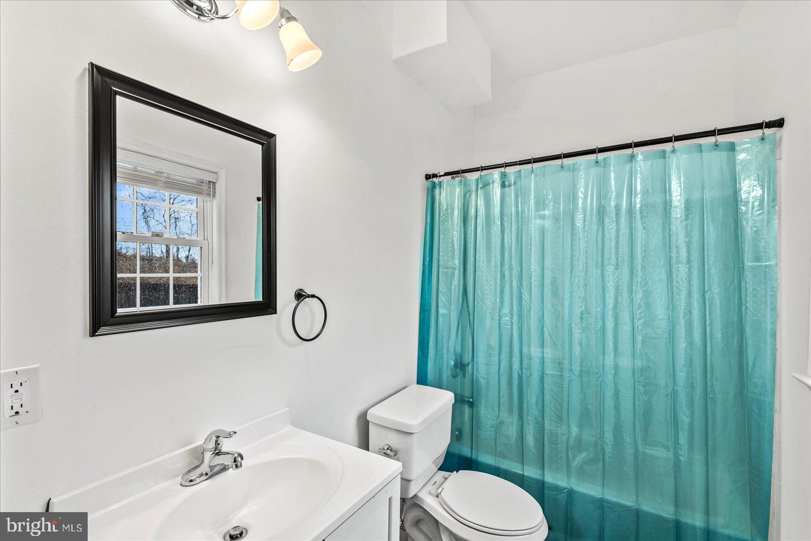 BELMONT AT CARMEL CHURCH - Residential