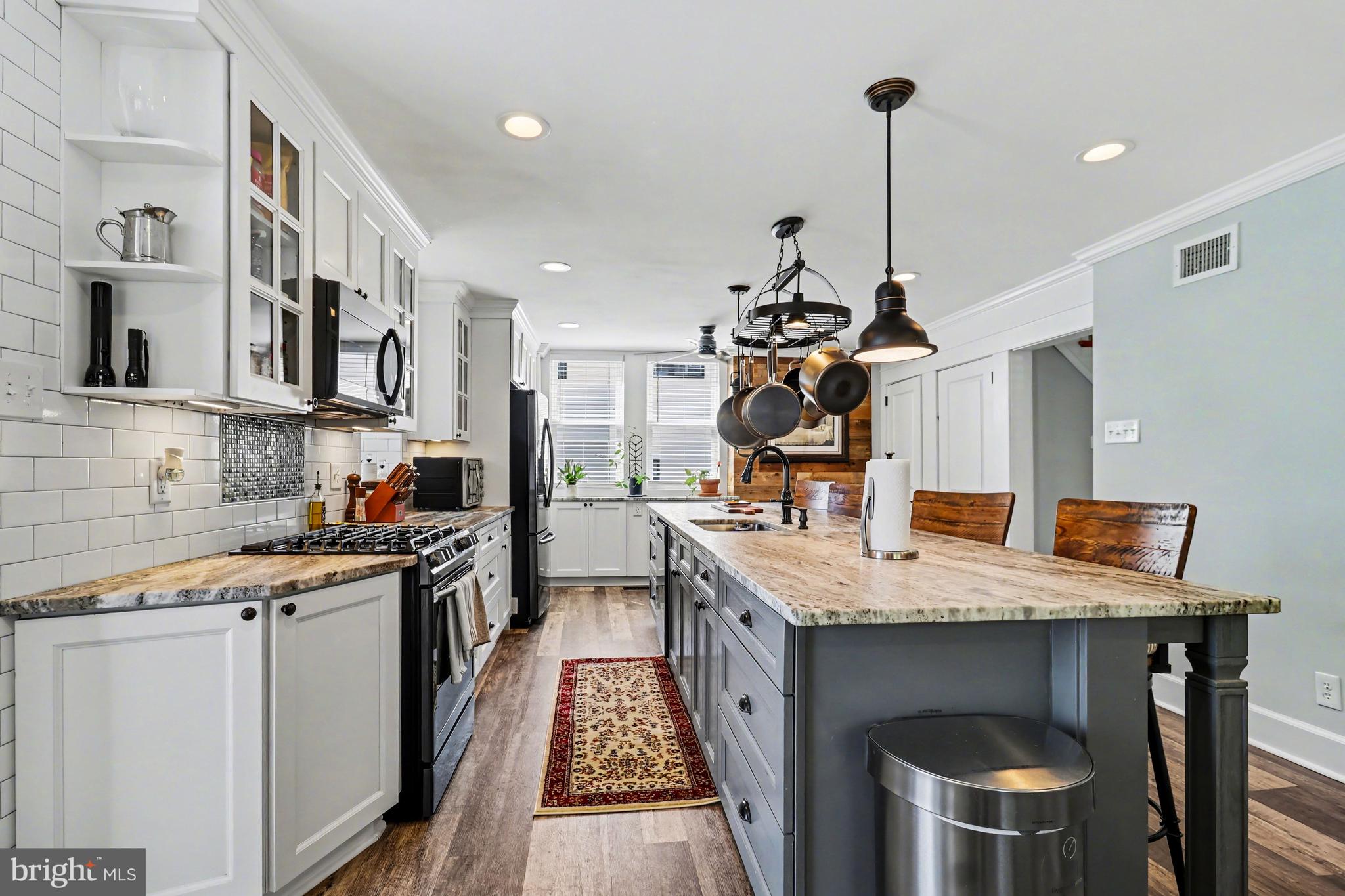 BELMONT HILLS - Residential