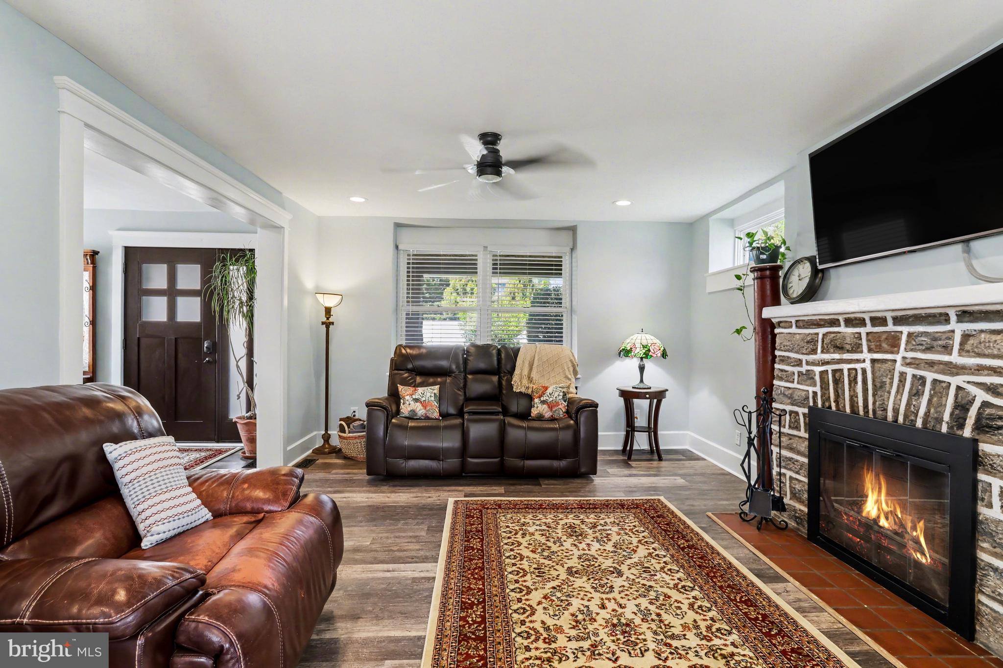 BELMONT HILLS - Residential