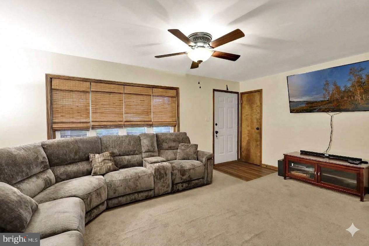 LAKE WYNONAH - Residential