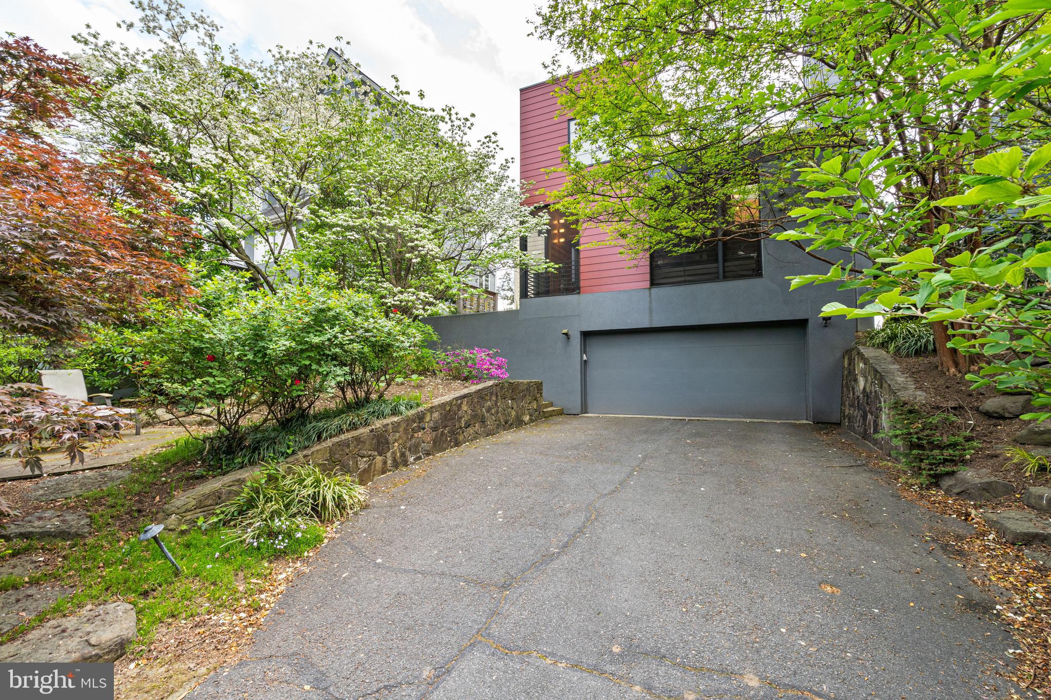PALISADES - Residential
