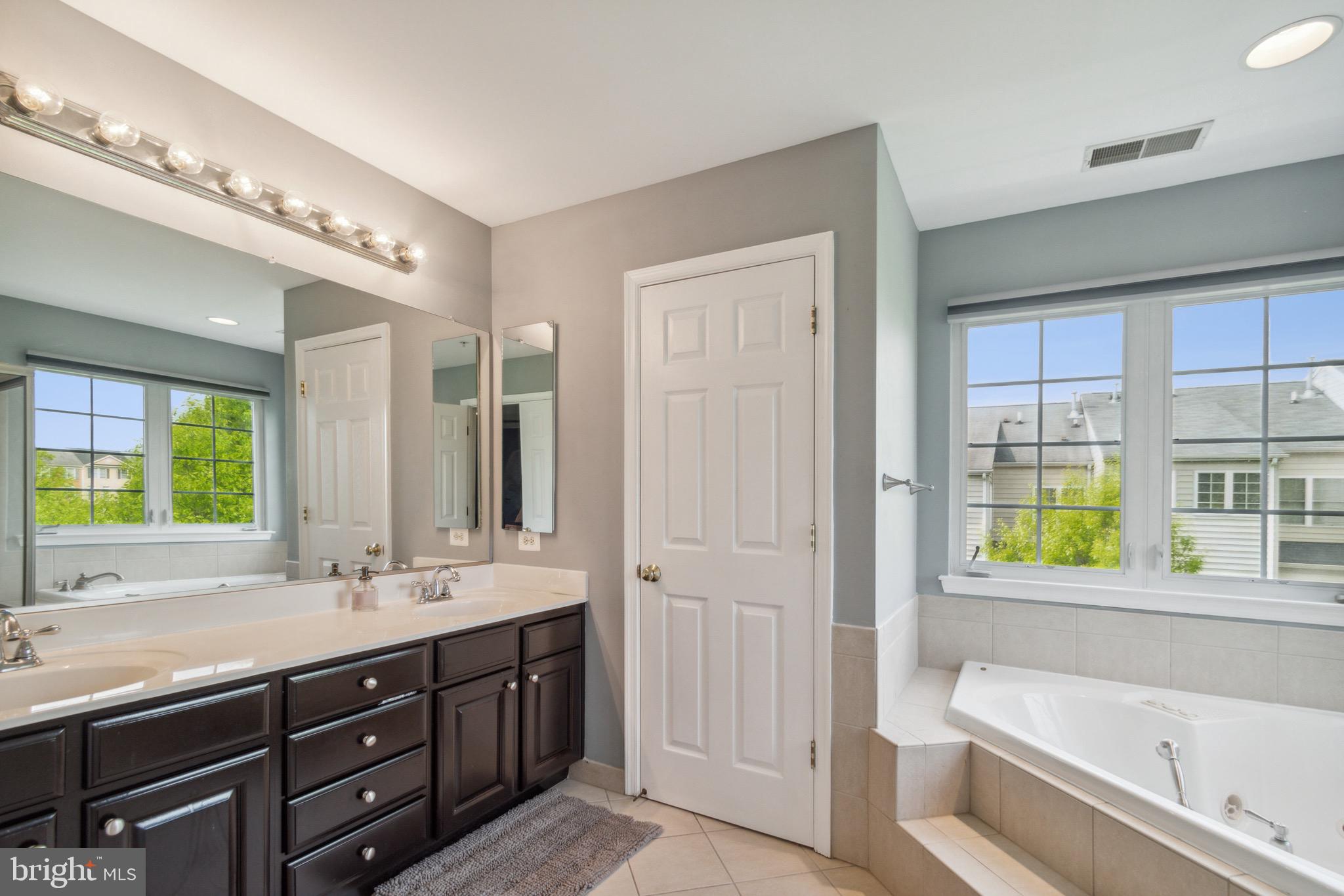 MONTJOY - Residential