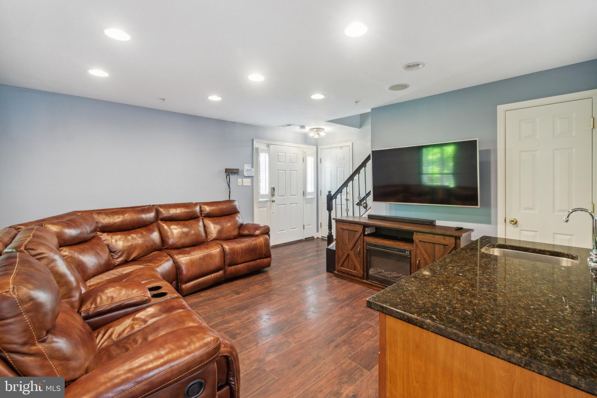 MONTJOY - Residential