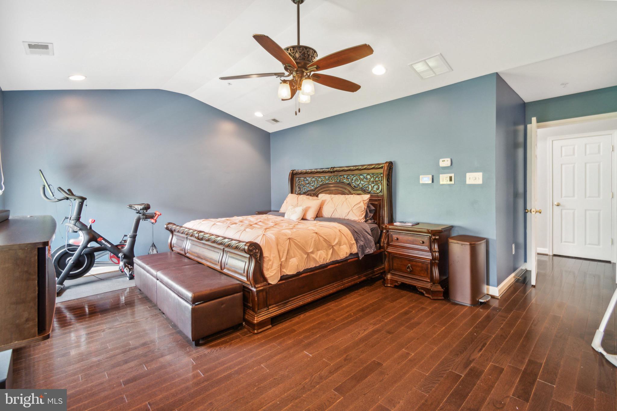 MONTJOY - Residential