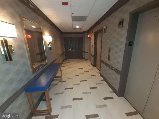 HARBOR COURT CONDOMINIUMS - Residential