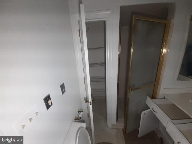 HARBOR COURT CONDOMINIUMS - Residential