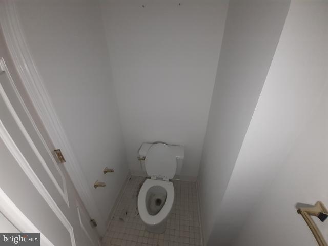 HARBOR COURT CONDOMINIUMS - Residential