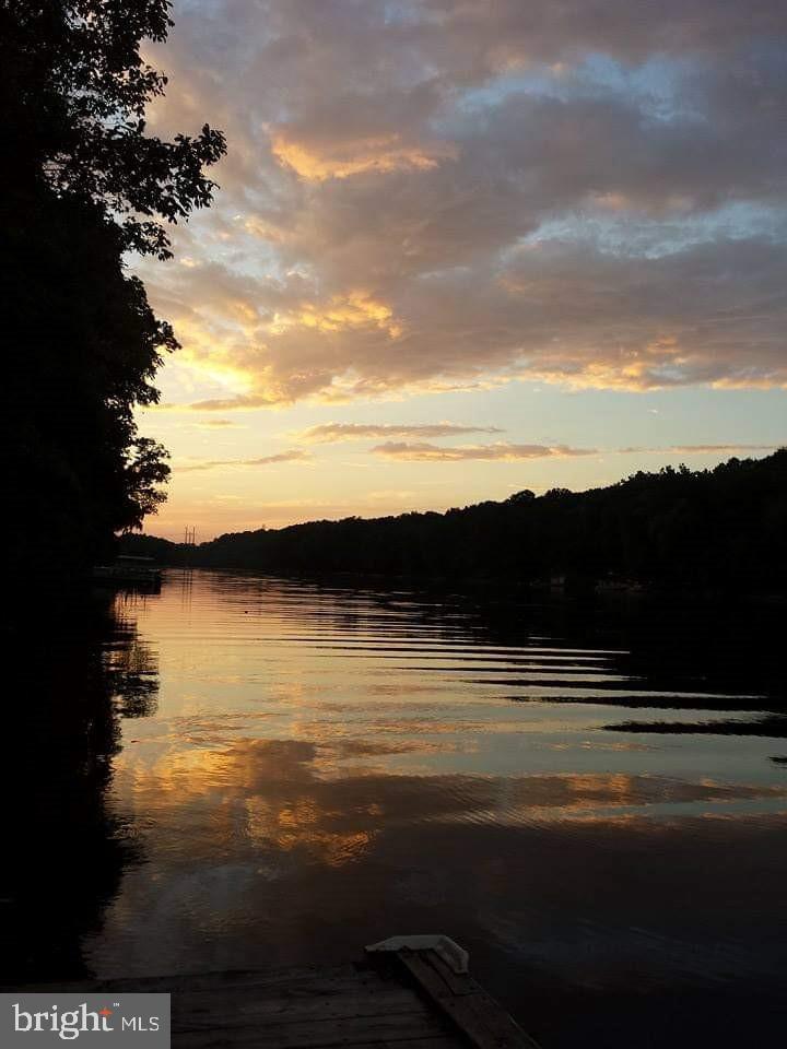 SHEN RIVER ESTATES - Residential