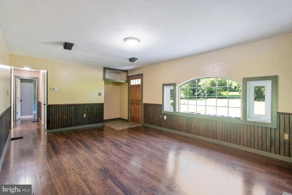 SHEN RIVER ESTATES - Residential