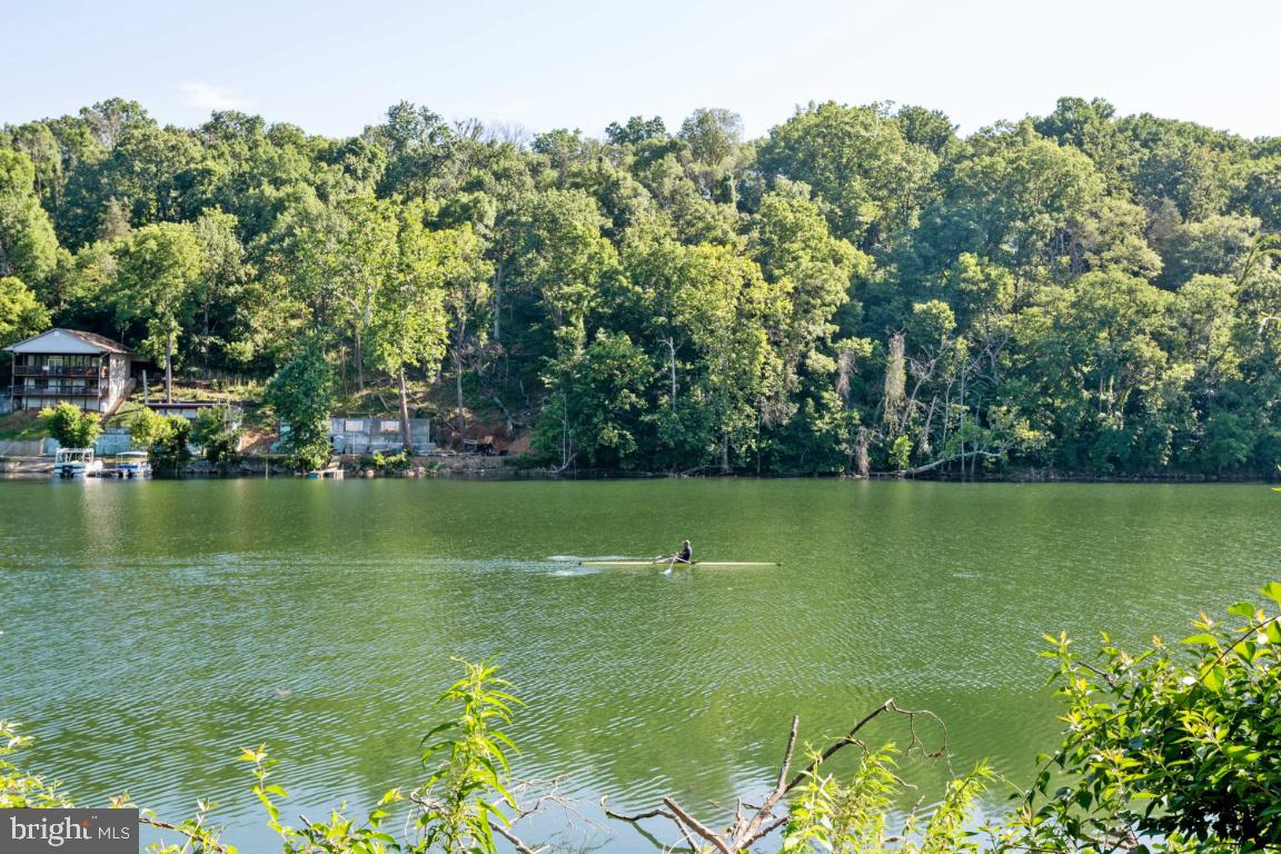 SHEN RIVER ESTATES - Residential