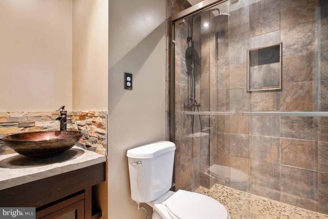 SHEN RIVER ESTATES - Residential