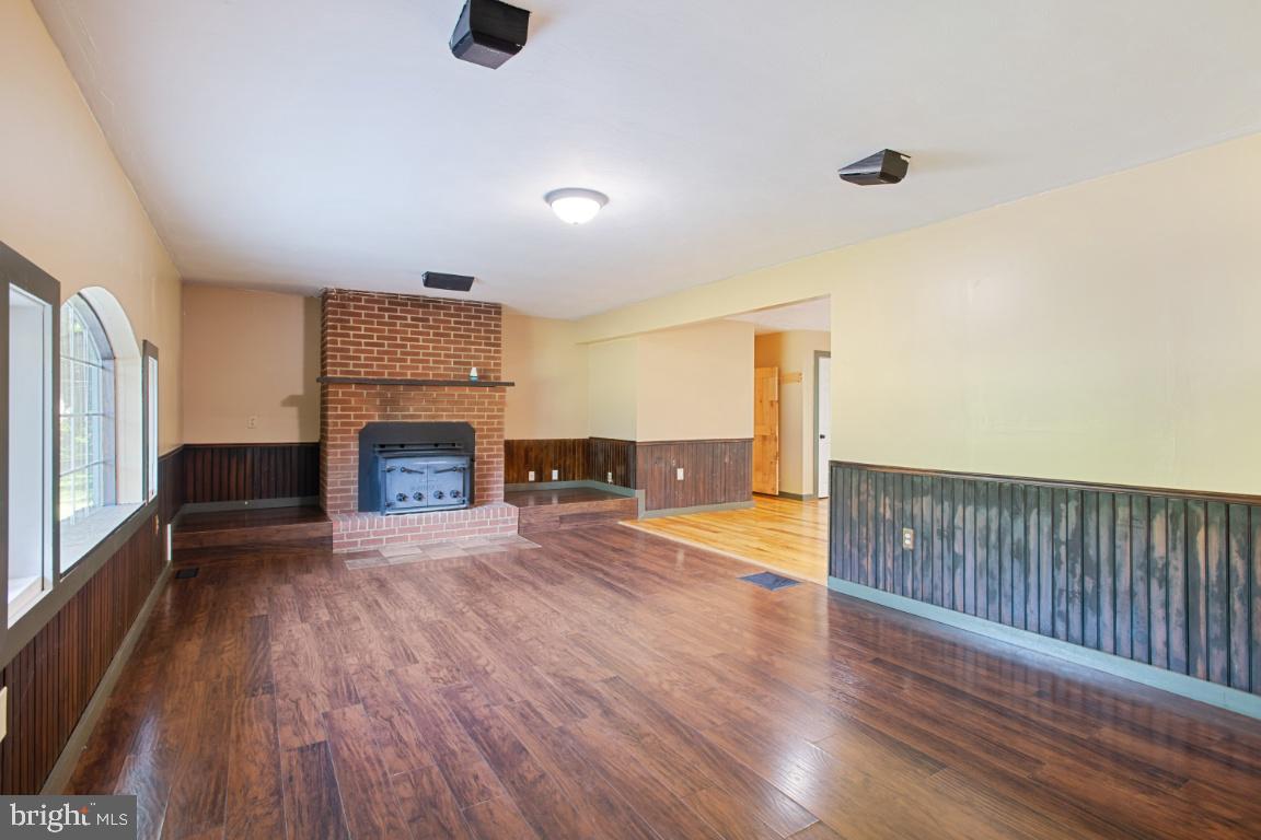 SHEN RIVER ESTATES - Residential