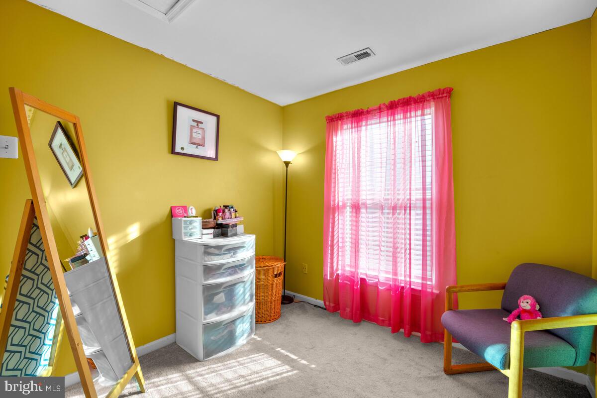 KINGS GRANT - Residential