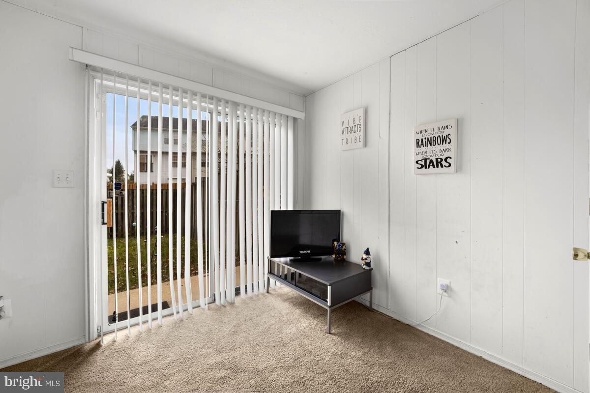 KINGS GRANT - Residential