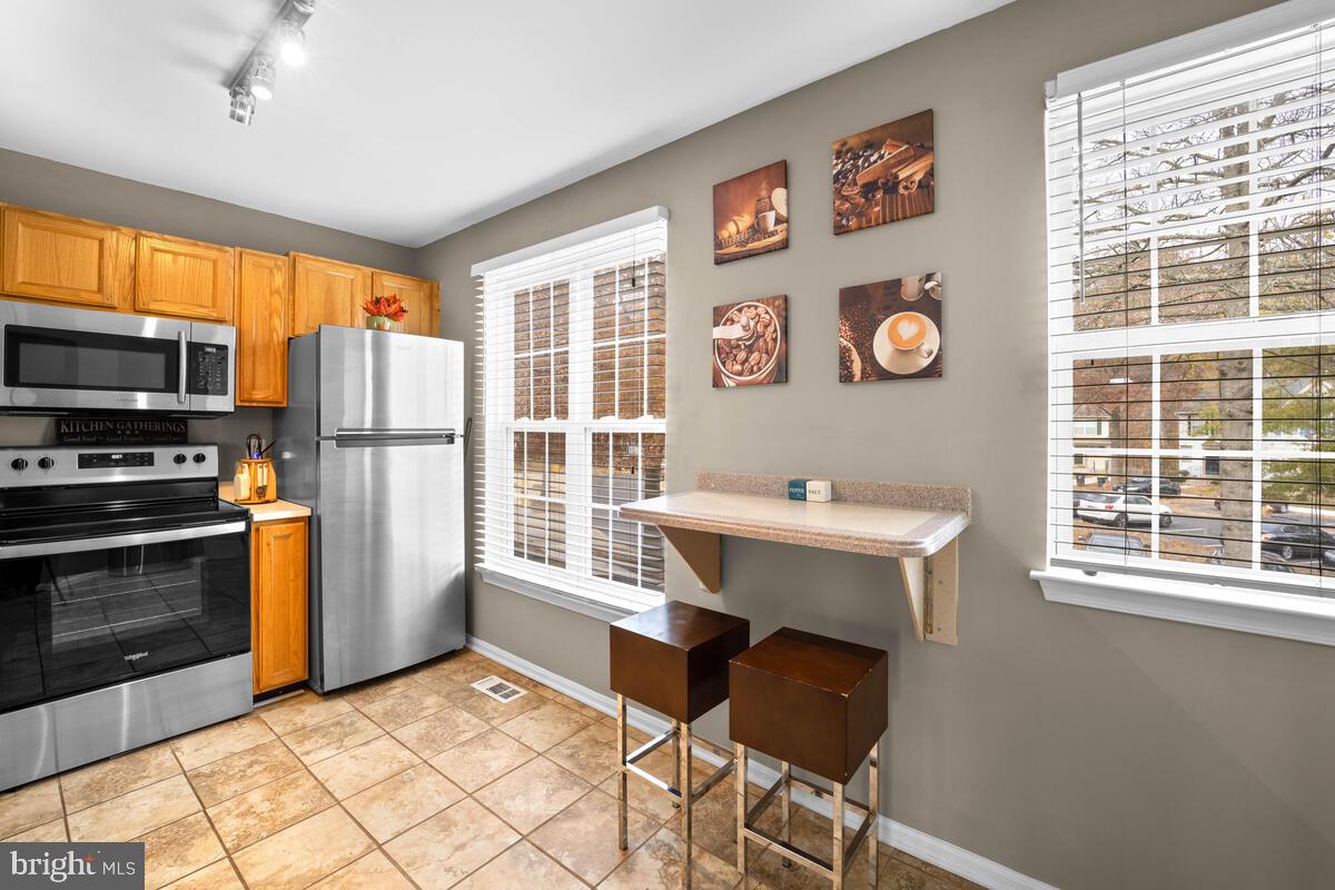 KINGS GRANT - Residential