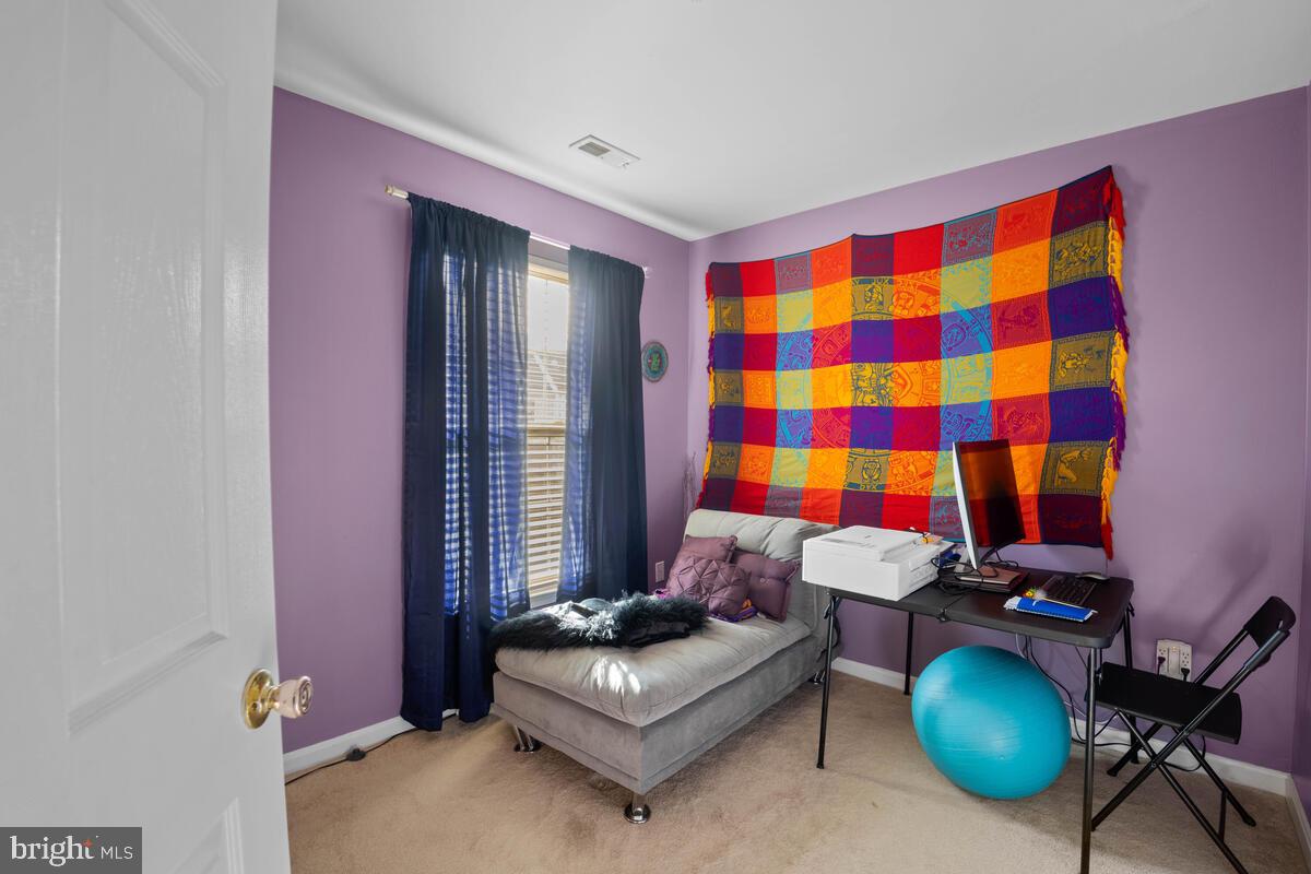 KINGS GRANT - Residential