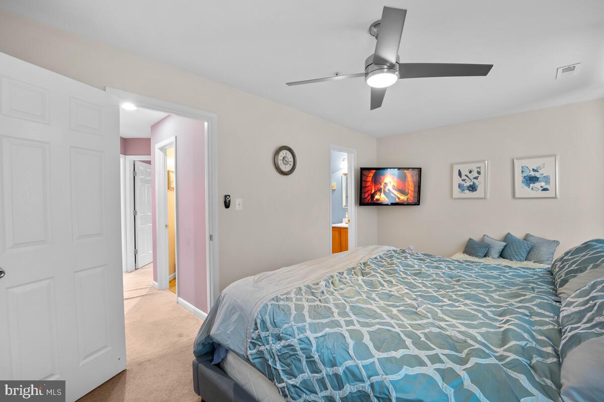 KINGS GRANT - Residential