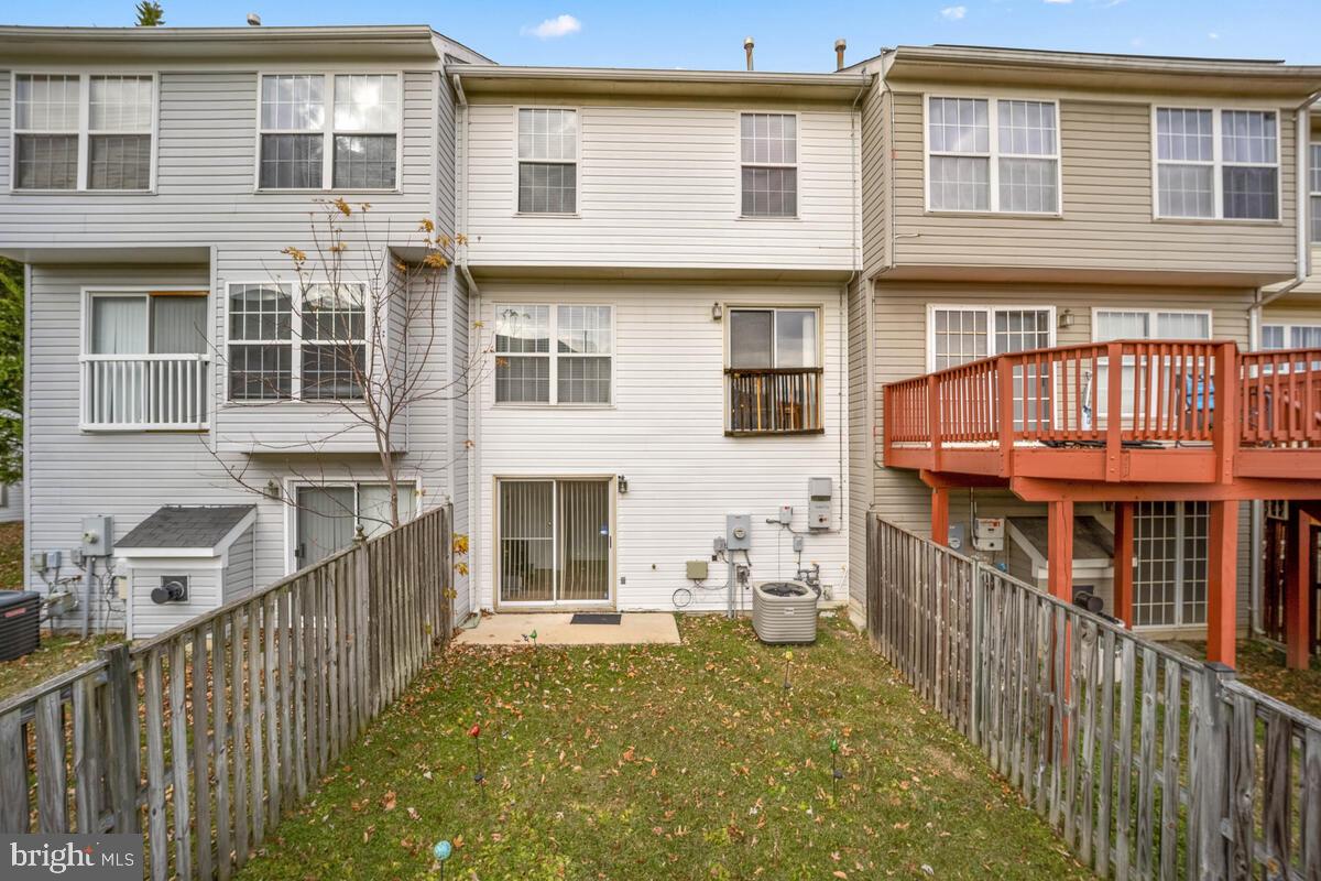 KINGS GRANT - Residential