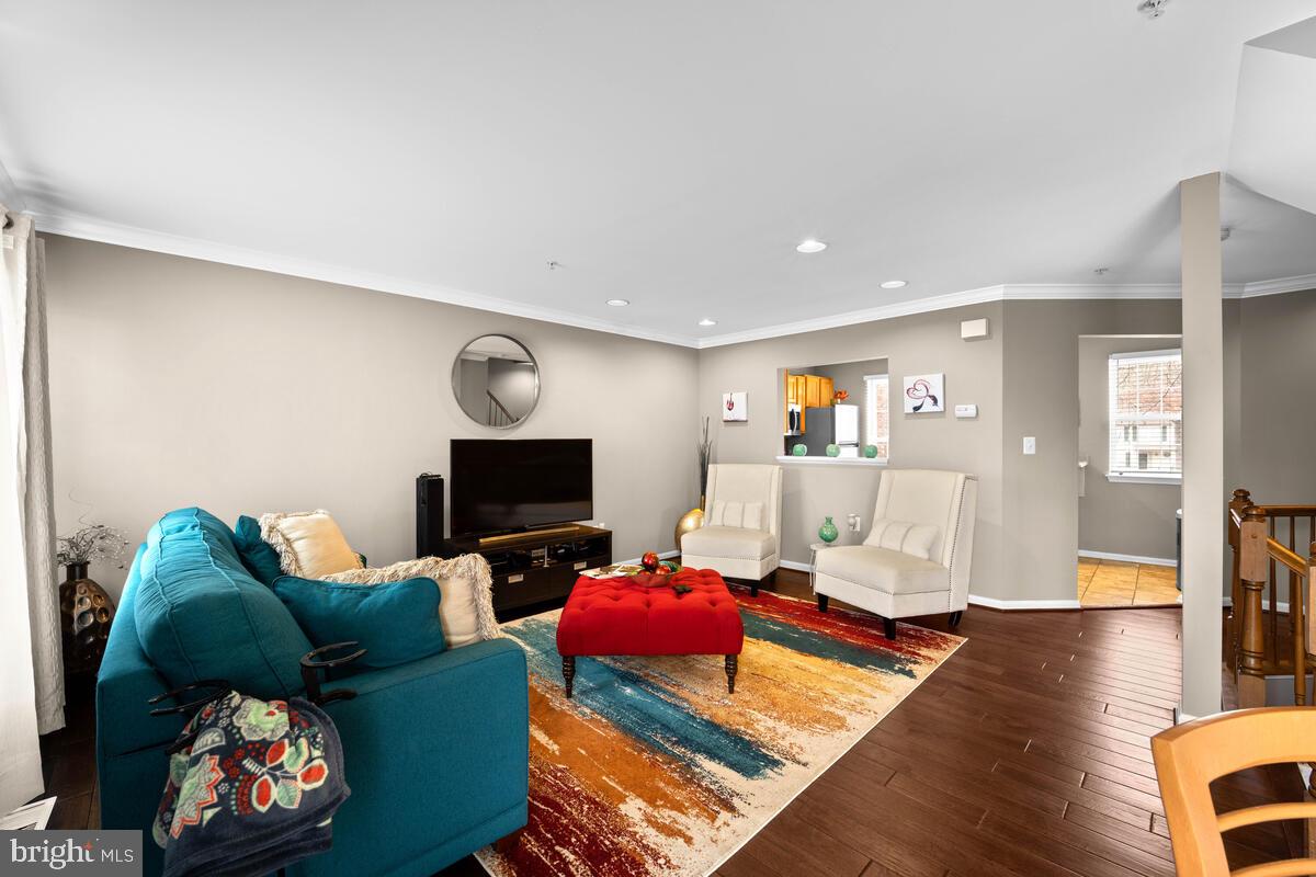 KINGS GRANT - Residential