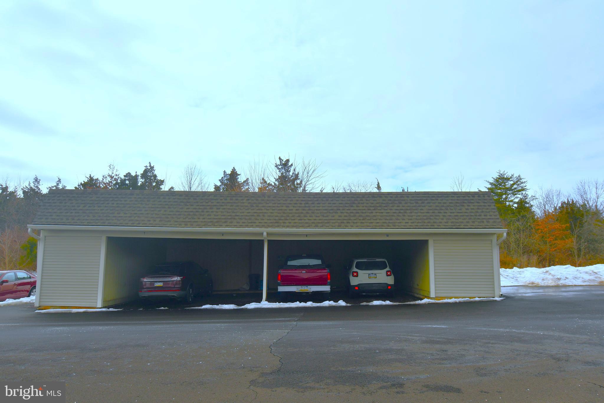 102 CONCORD PLACE CONDO 125