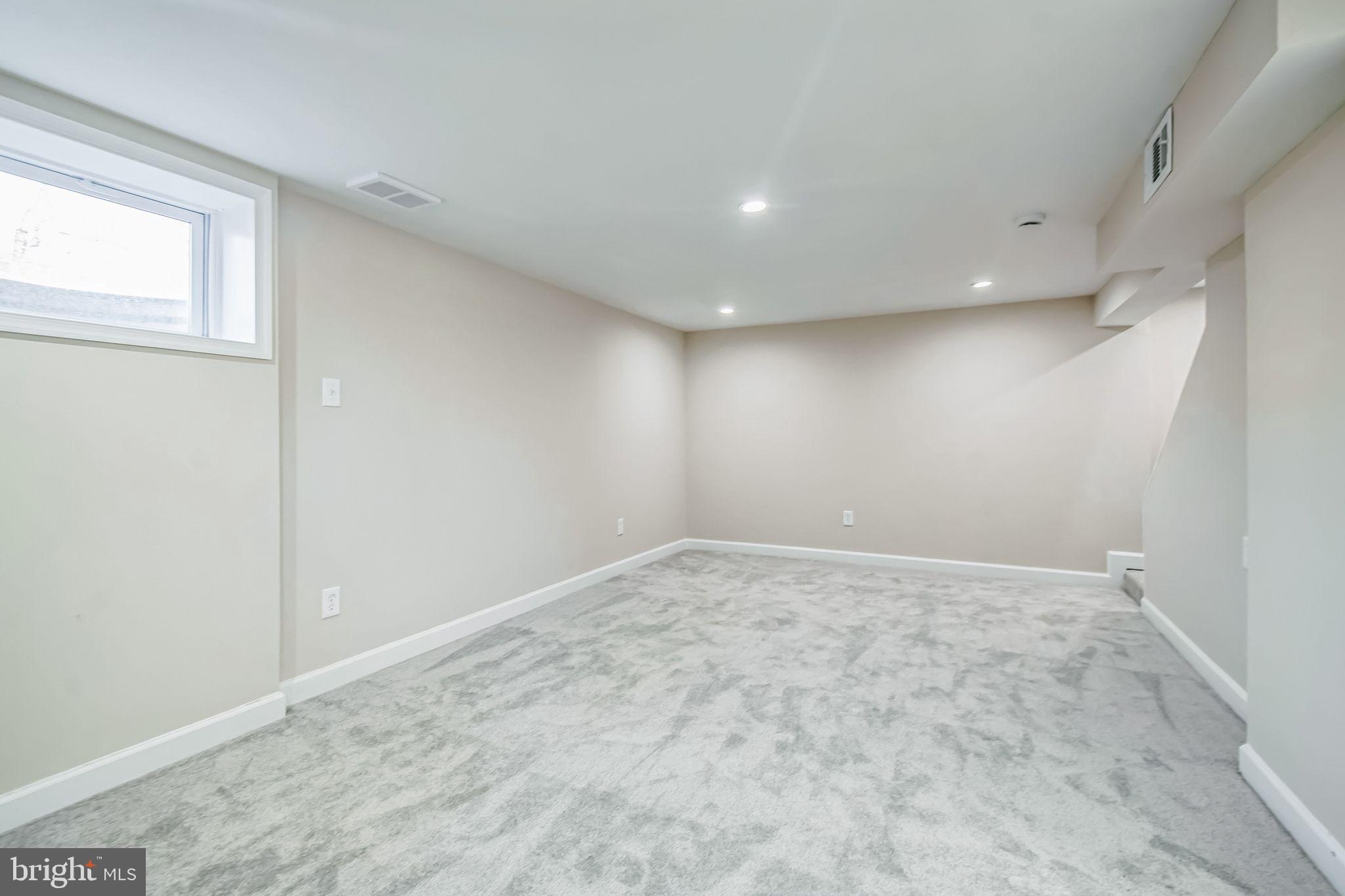 HILLCREST HEIGHTS - Residential