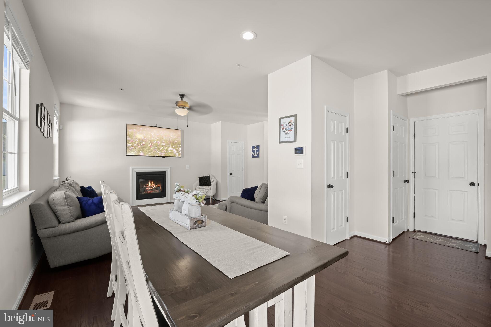 PRINCE FREDERICK CROSSING - Residential