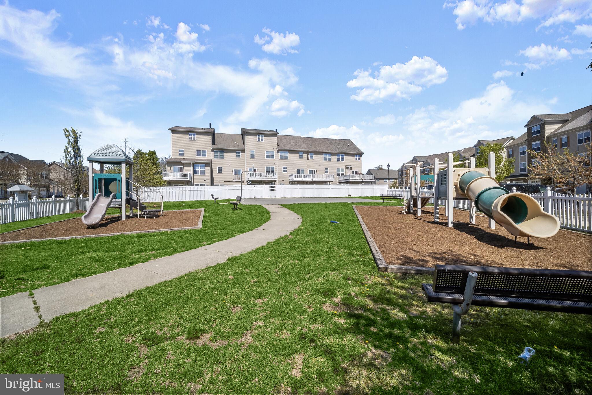 PRINCE FREDERICK CROSSING - Residential