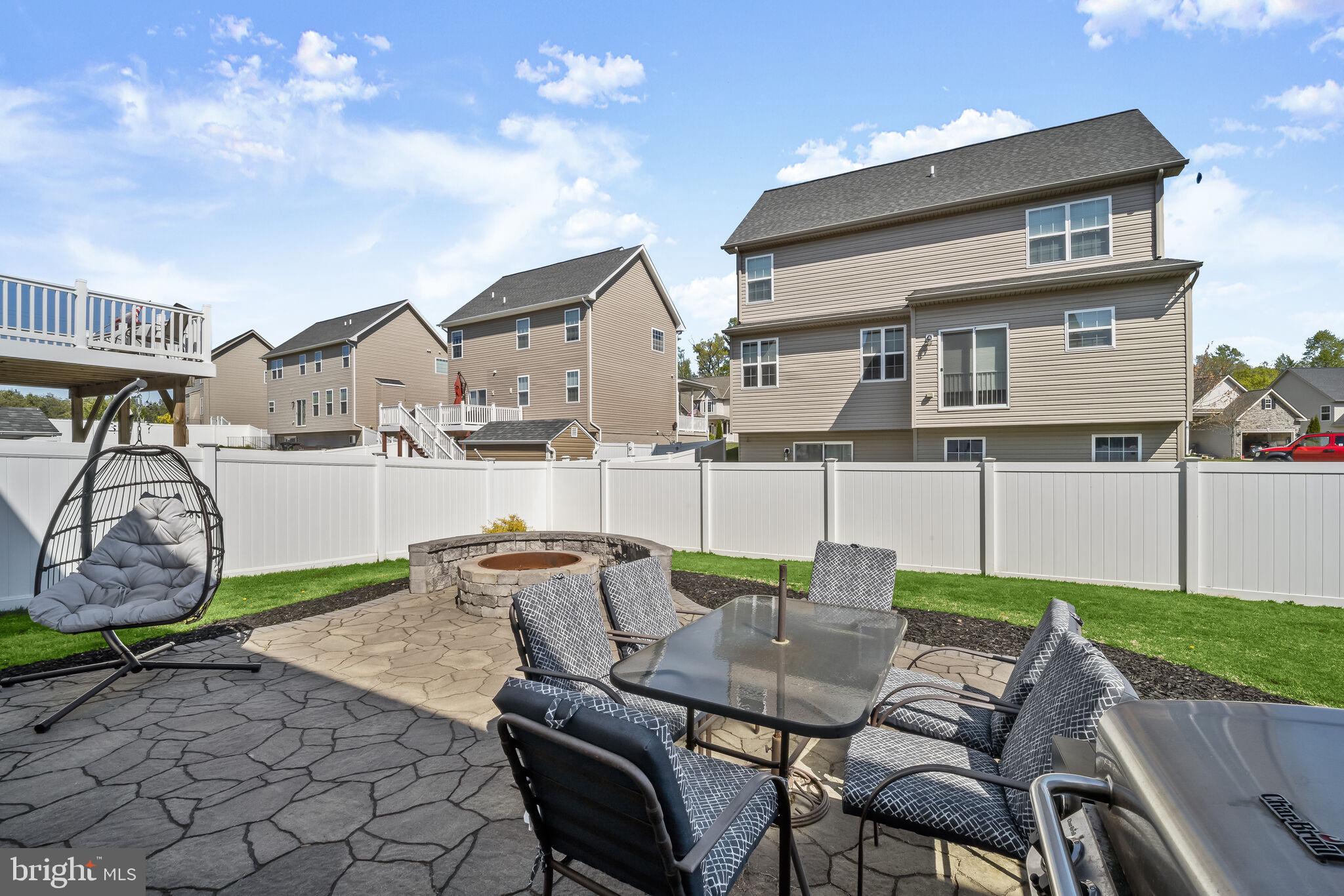 PRINCE FREDERICK CROSSING - Residential