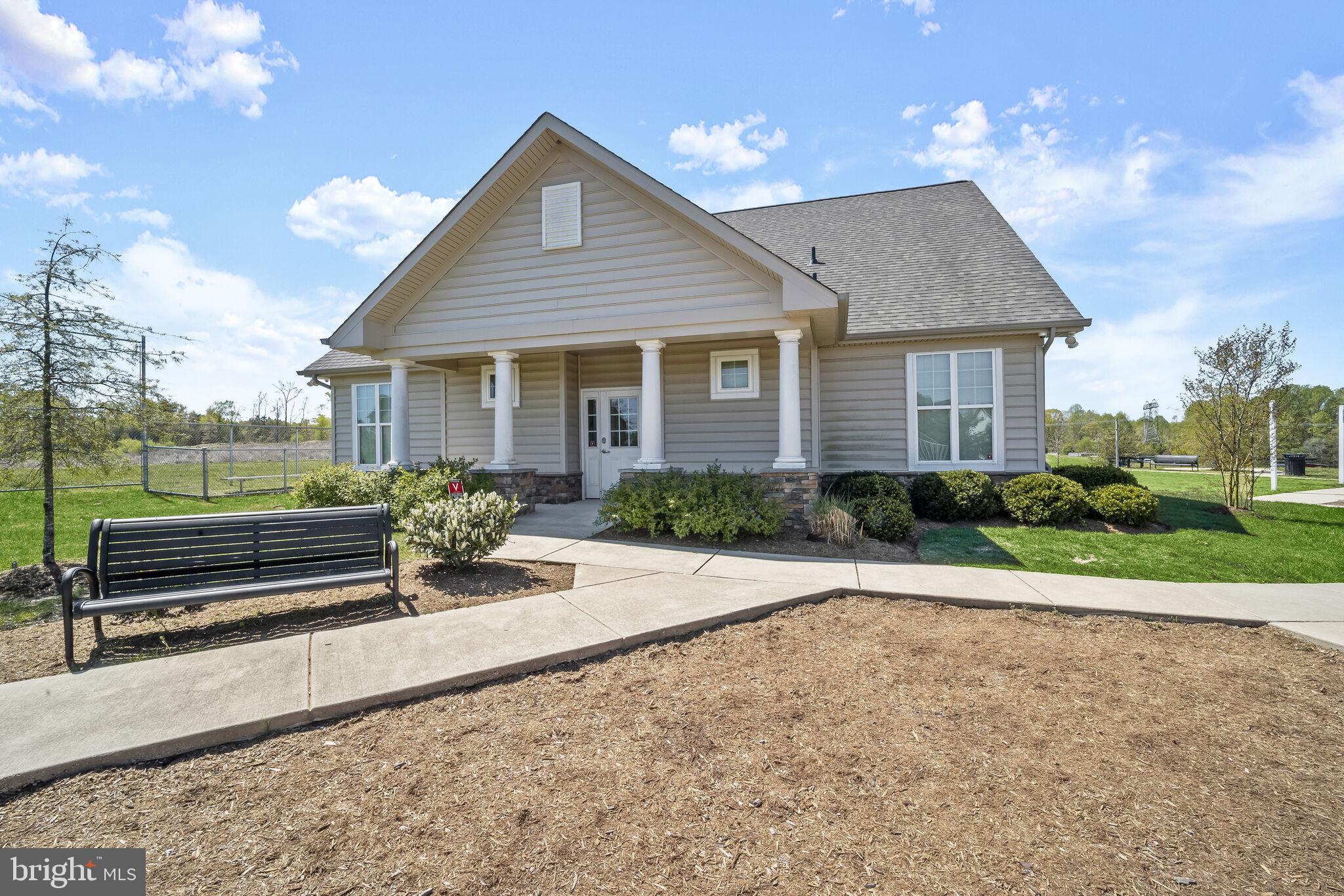 PRINCE FREDERICK CROSSING - Residential