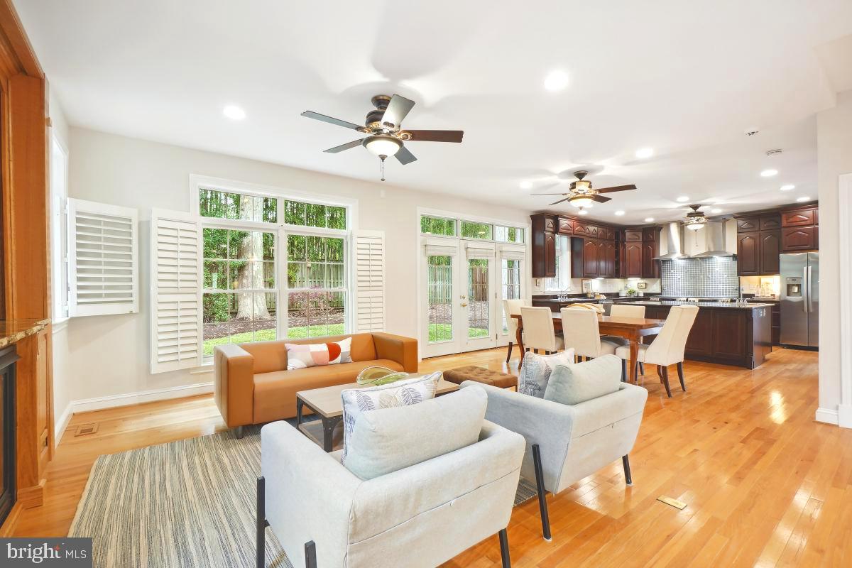 HILLMEAD - Residential