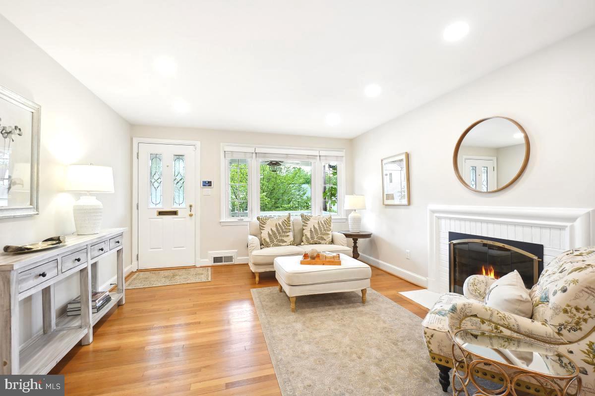 HILLMEAD - Residential