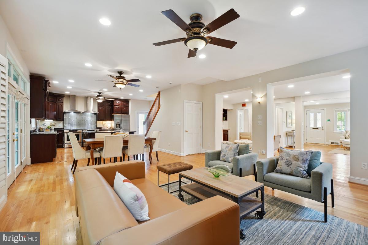 HILLMEAD - Residential