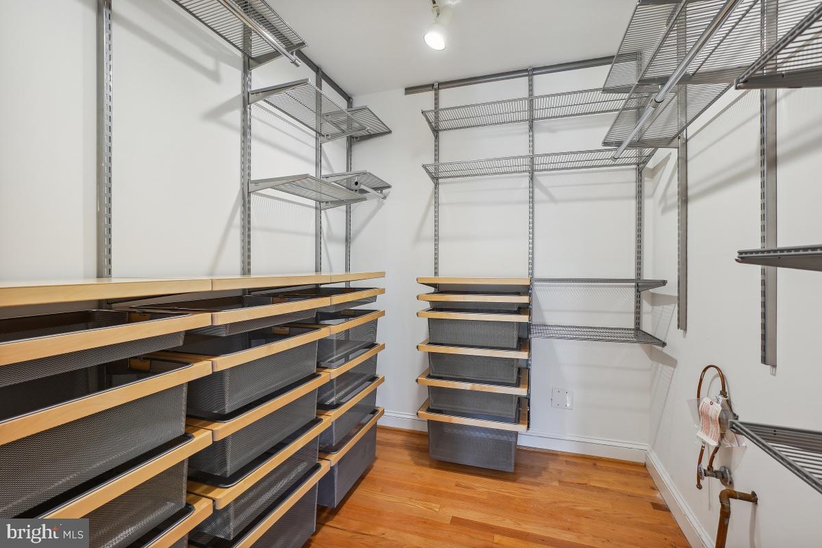 HILLMEAD - Residential