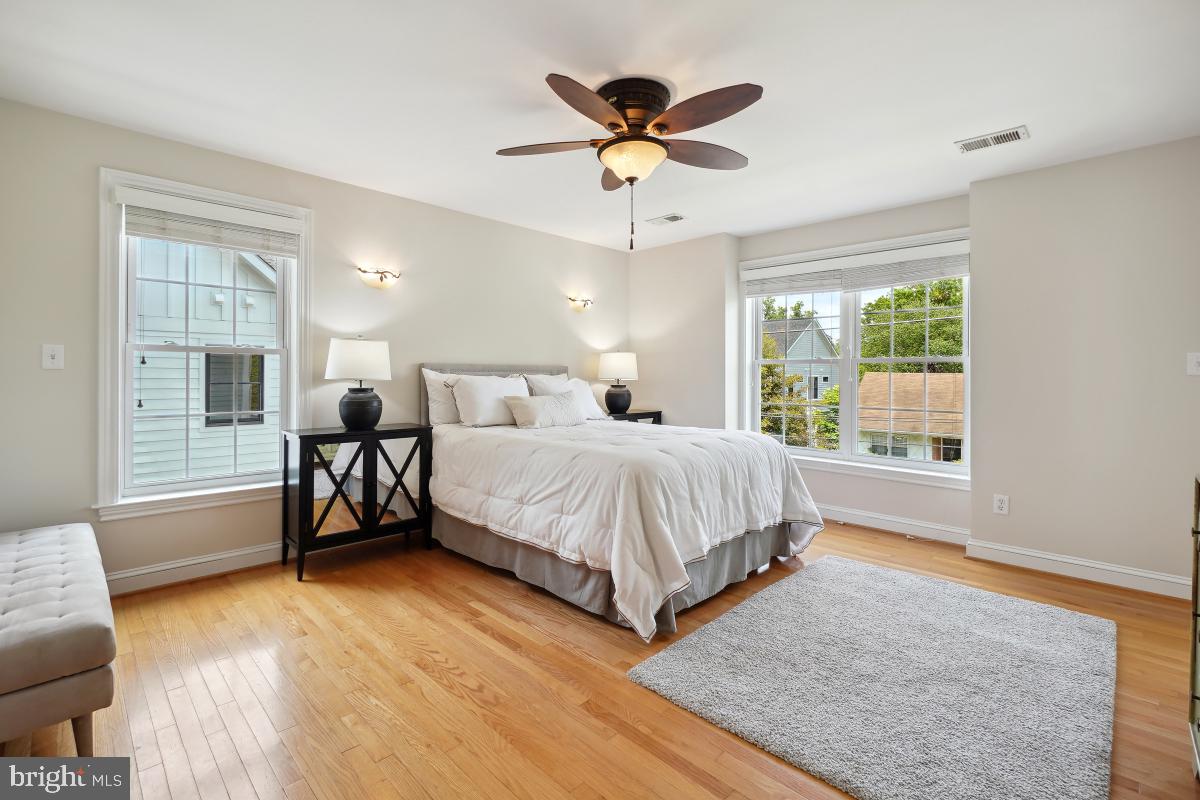 HILLMEAD - Residential