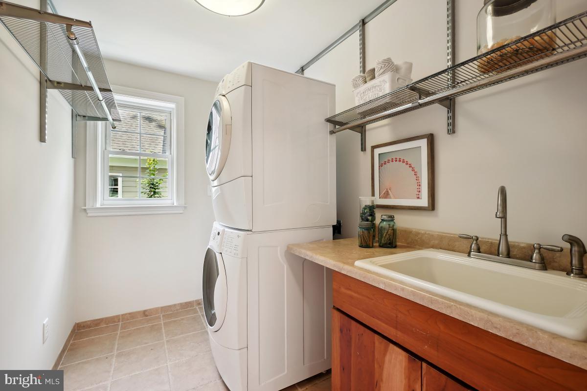 HILLMEAD - Residential